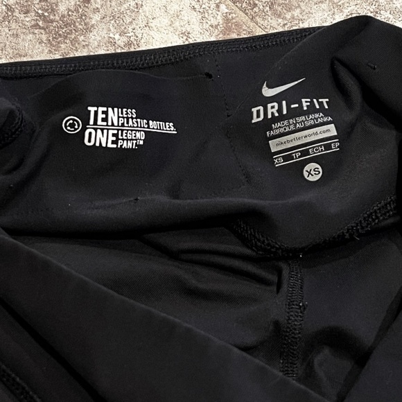 Nike Dri Fit low rise crop capri leggings black blue green mesh xs 19” inseam - Picture 5 of 10